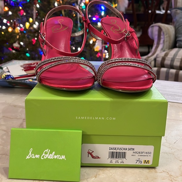 Sam Edelman fuscia pink satin sandals in 7.5. Never worn! New in box - Picture 6 of 10